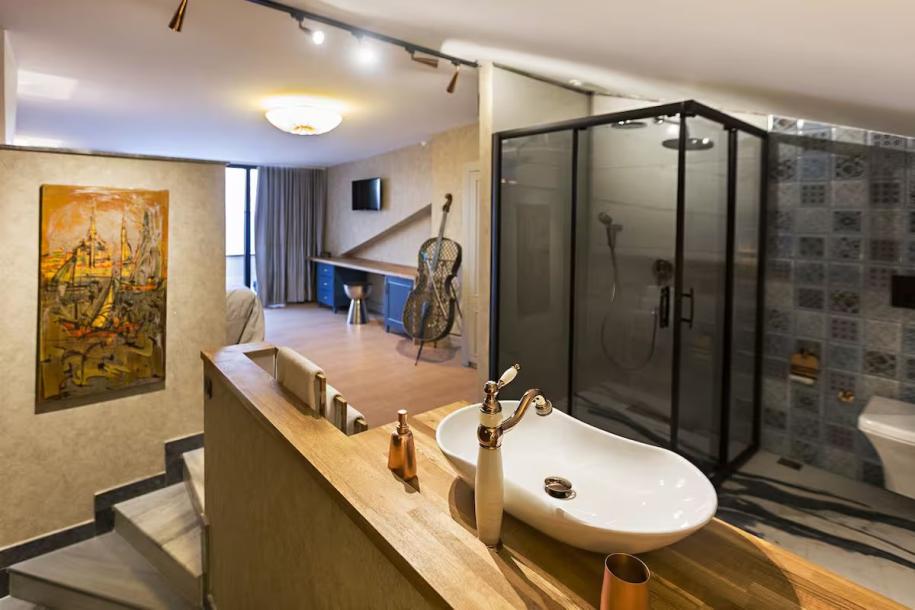 Sea View Suite with Balcony At Istanbul Old city-7