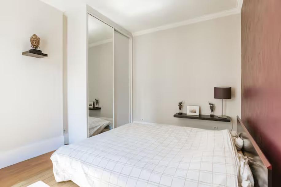 Cosy and quiet Parisian apartment paris-5