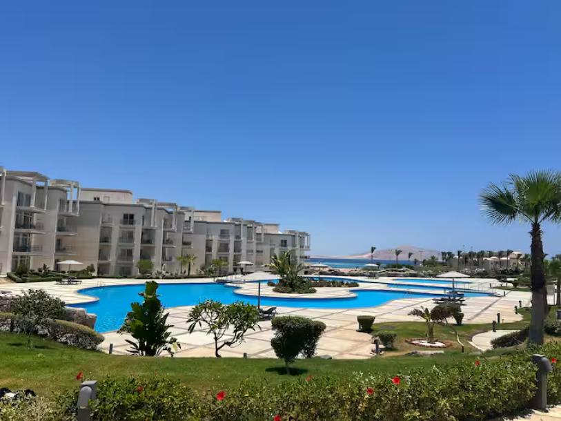 Large penthouse 3 bedrooms + roof terrace, beach egypt-9