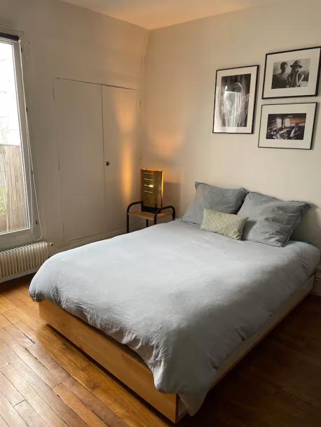 Nice flat overlooking Montmartre paris-4