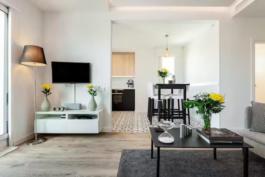 Luxury Terrace Penthouse Sagrada Familia 2 br barcelona-8