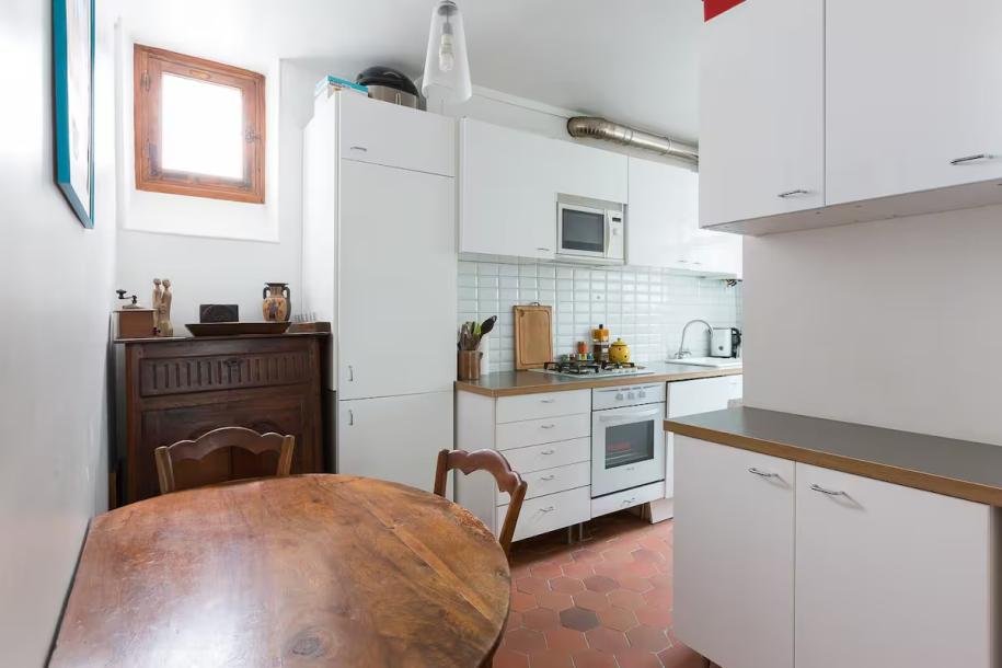 Nice flat overlooking Montmartre paris-7