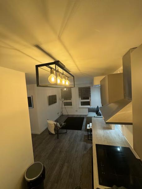 charming 1 bed glasgow-8