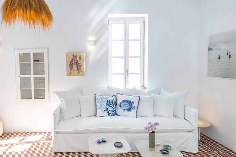 Chiara Mykonos III-11