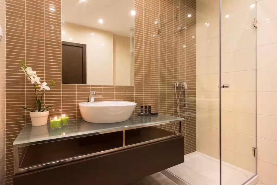 Penthouse Priv Jaccuzzi Downtown 1-19