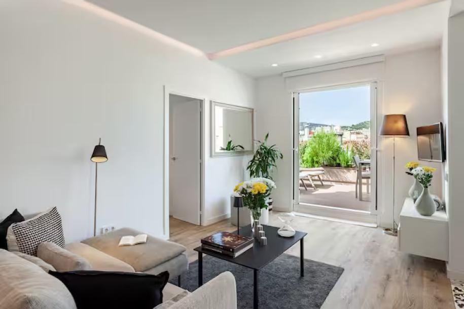 Luxury Terrace Penthouse Sagrada Familia 2 br barcelona-14
