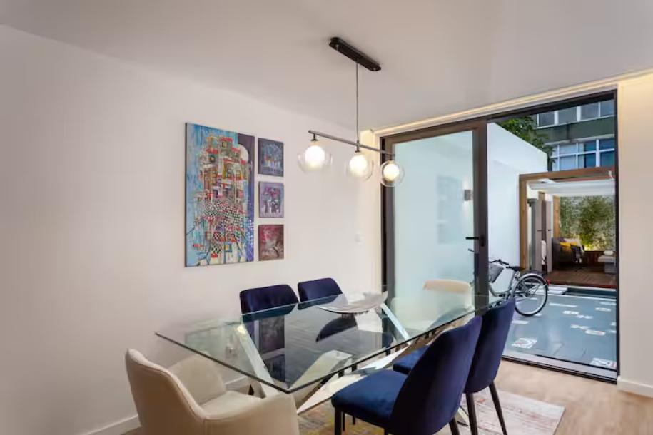 STUPENDO-2BR- Patio&RefreshPond-A/C-Center-Park lisbon portugal-4