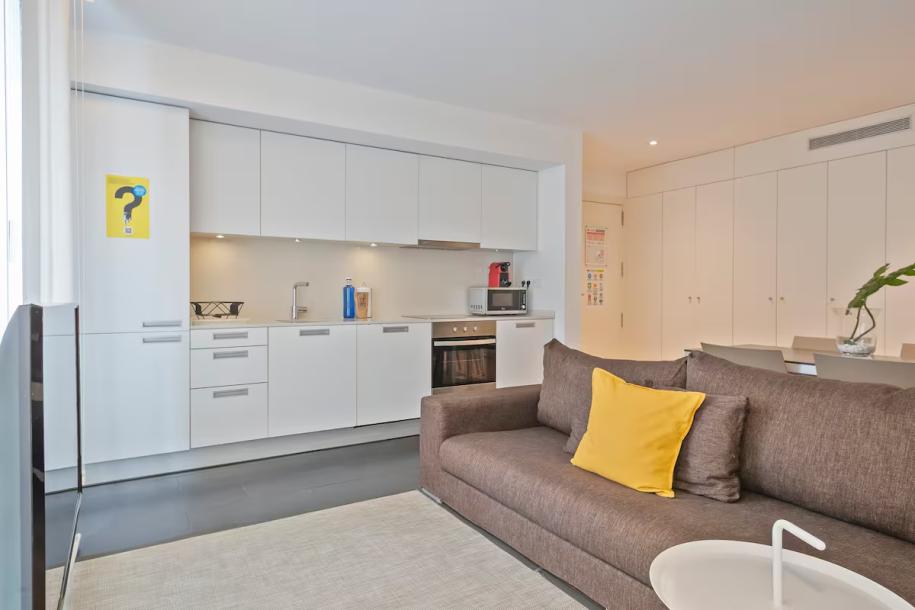 Lugaris Beach Business Apartment-8