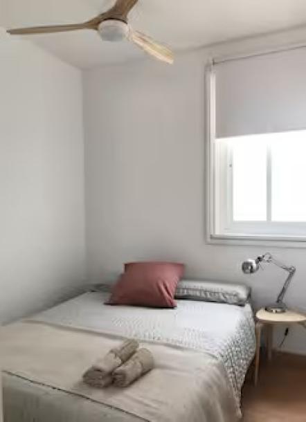 Centrally located and bright apartment spain madrid-5