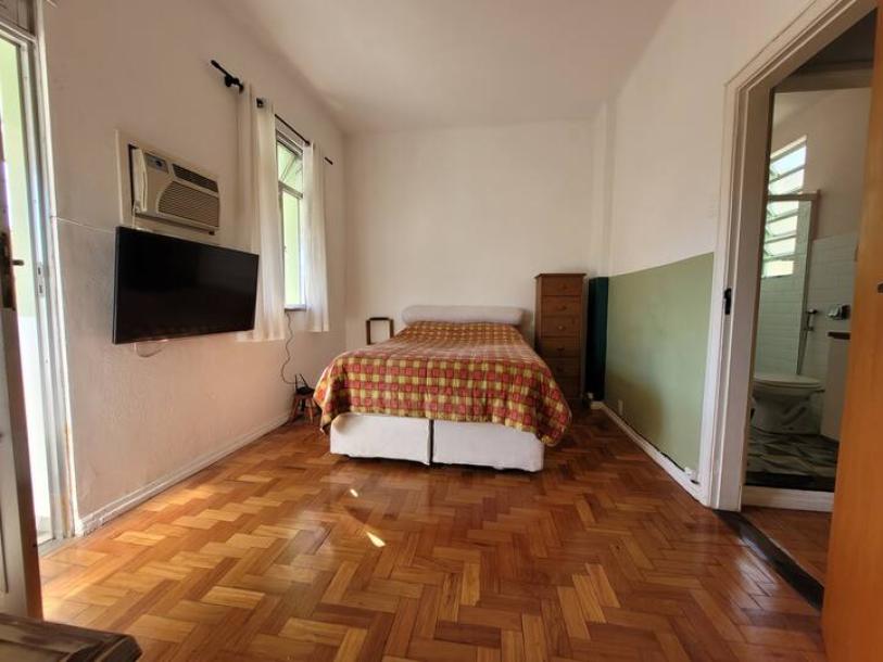 Apartment at bucolic Morro da Conceição-8