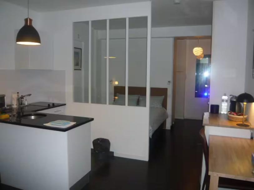 Charming studio near the Arc de Triomphe paris-7