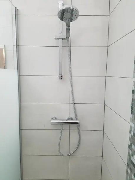 Chambre hyper centre near tram & Leman express-7