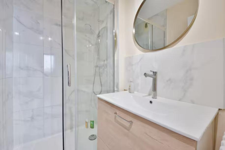 Vibrant 1BR with balcony and view of Eiffel Tower-13